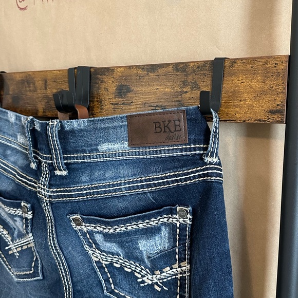 BKE Sabrina Bermuda Denim Shorts - Picture 5 of 14